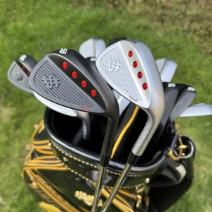 Calong Tour Golf Wedges Black/Silvery 50 52 54 56 58 60 Degree with 105g Stiff Steel Shaft Full Spin Milled Face-Improve Wedges Game