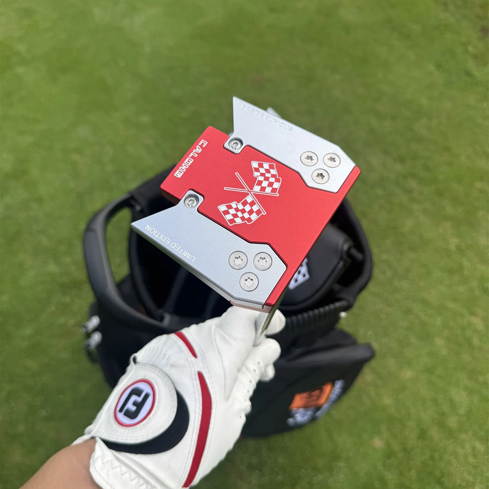 Calong F20 Golf Putter Center Shaft 6063 Alloy Black/ Red Colors 34/35inch With Weight Customizable with Screws Balance Technology Included Headcover - Image 7