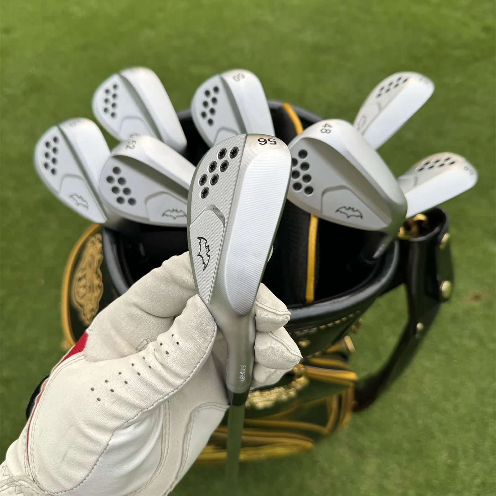 Calong Batman Golf Wedges Black/Silvery 48 50 52 54 56 58 60 62 Degree With Dynamic Golden S200 Steel Shaft Full Spin Milled Face -Removable Weights Sand Wedges - Image 9