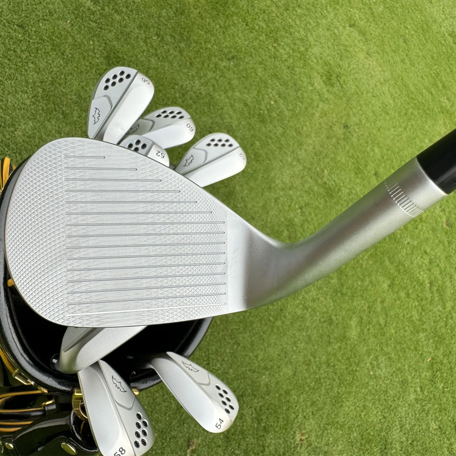 Calong Batman Golf Wedges Black/Silvery 48 50 52 54 56 58 60 62 Degree With Dynamic Golden S200 Steel Shaft Full Spin Milled Face -Removable Weights Sand Wedges - Image 10