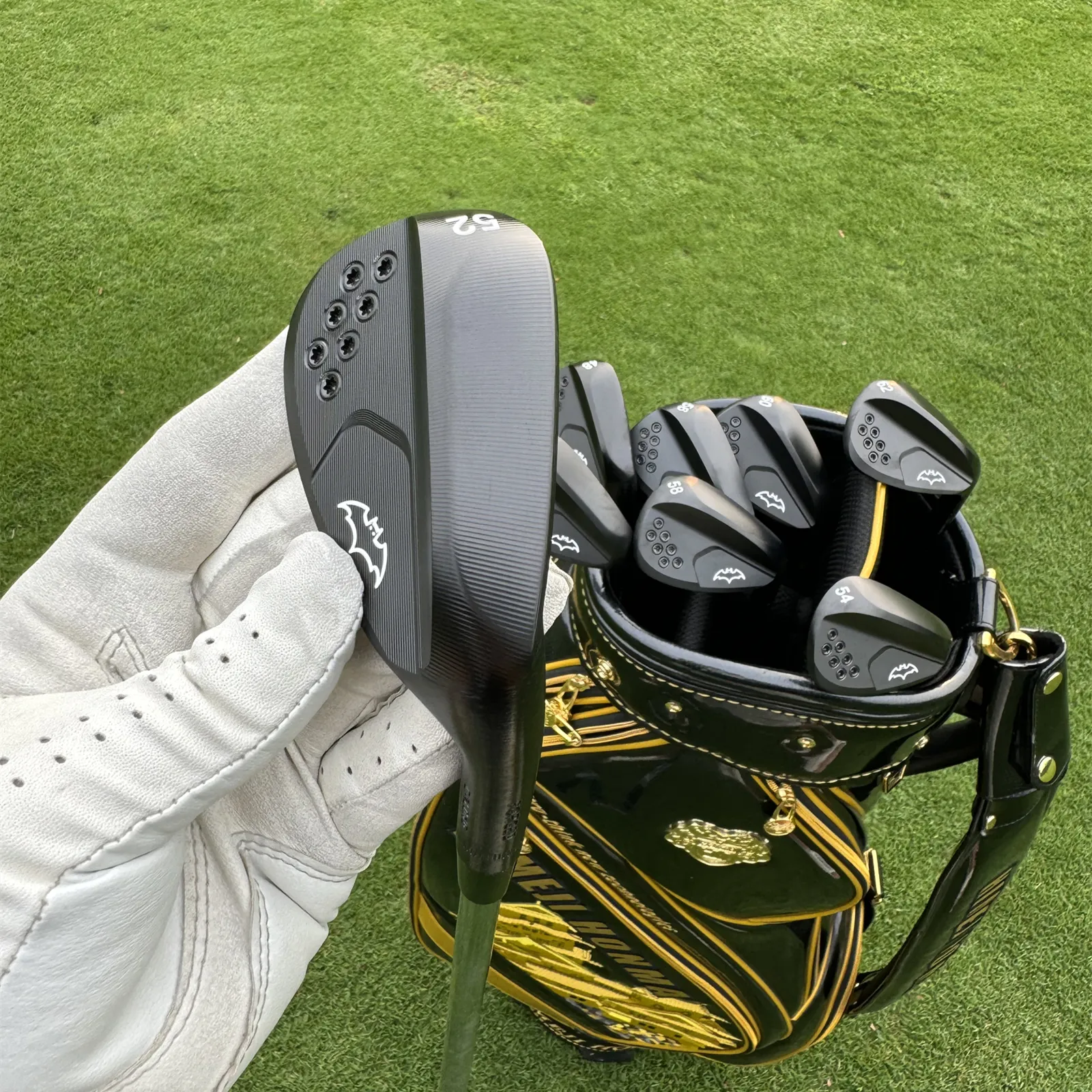 Calong Batman Golf Wedges Black/Silvery 48 50 52 54 56 58 60 62 Degree With Dynamic Golden S200 Steel Shaft Full Spin Milled Face -Removable Weights Sand Wedges - Image 6