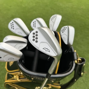 Calong Batman Golf Wedges Black/Silvery 48 50 52 54 56 58 60 62 Degree With Dynamic Golden S200 Steel Shaft Full Spin Milled Face -Removable Weights Sand Wedges